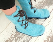 Crochet PATTERN: Crocheted felted boots -designed for outdoors- pdf