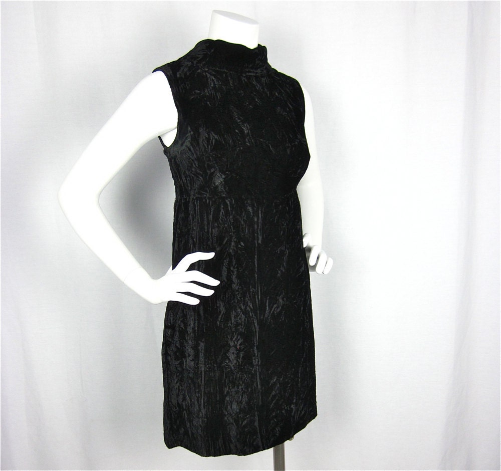 25% Storewide Sale // Vintage 60s Mad Men Sexy Black Cocktail Dress, Sz S
