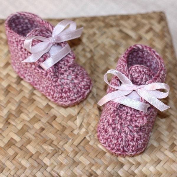 Instant download - Crochet PATTERN (pdf file) - Baby Ribbon Lace booties