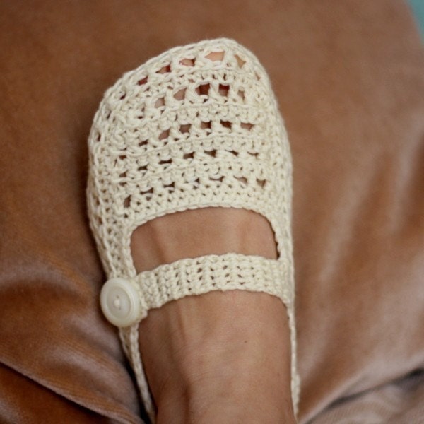 Instant download  - Crochet PATTERN (pdf file) - Ladies Milky Slippers