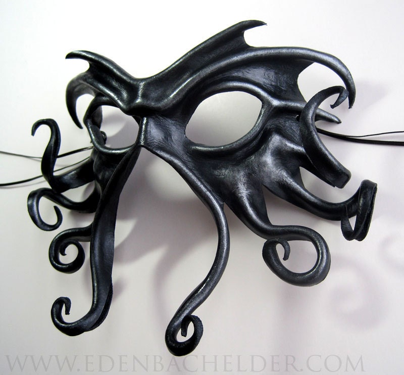 Cthulhu leather mask, hand-painted in metallic black and silver