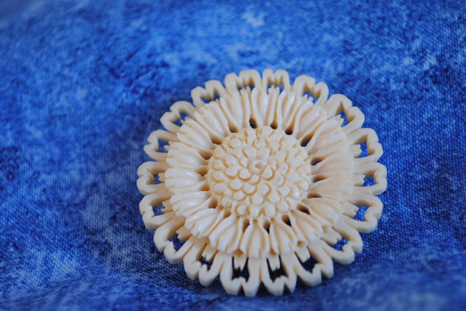 Vintage Sunflower Pin Brooch  Hand Carved Bone