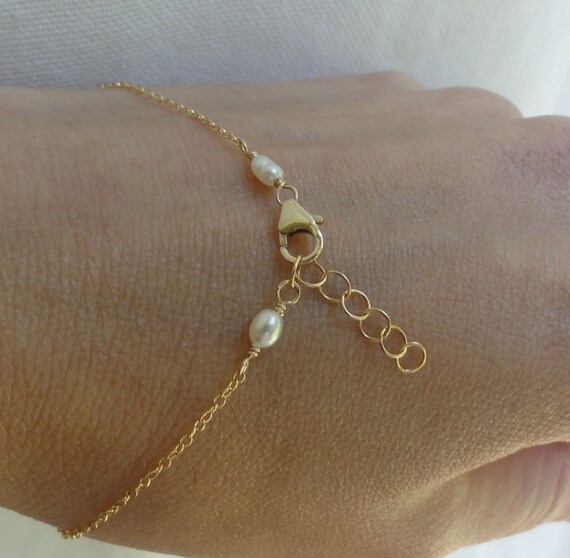 Pearl Bracelet, freshwater pearl bracelet, gold filled, simple bracelet, adjustable, bridesmaid gift, minimal jewelry