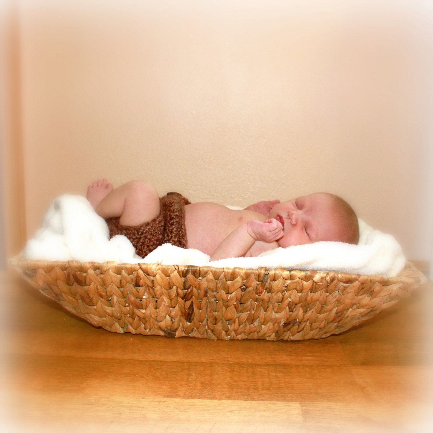 Newborn Diaper Cover - PDF Crochet Pattern (Matches Bunnies n' Bears Hat)