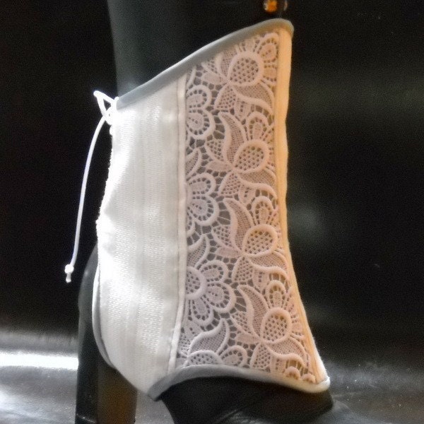 White Lace Spat