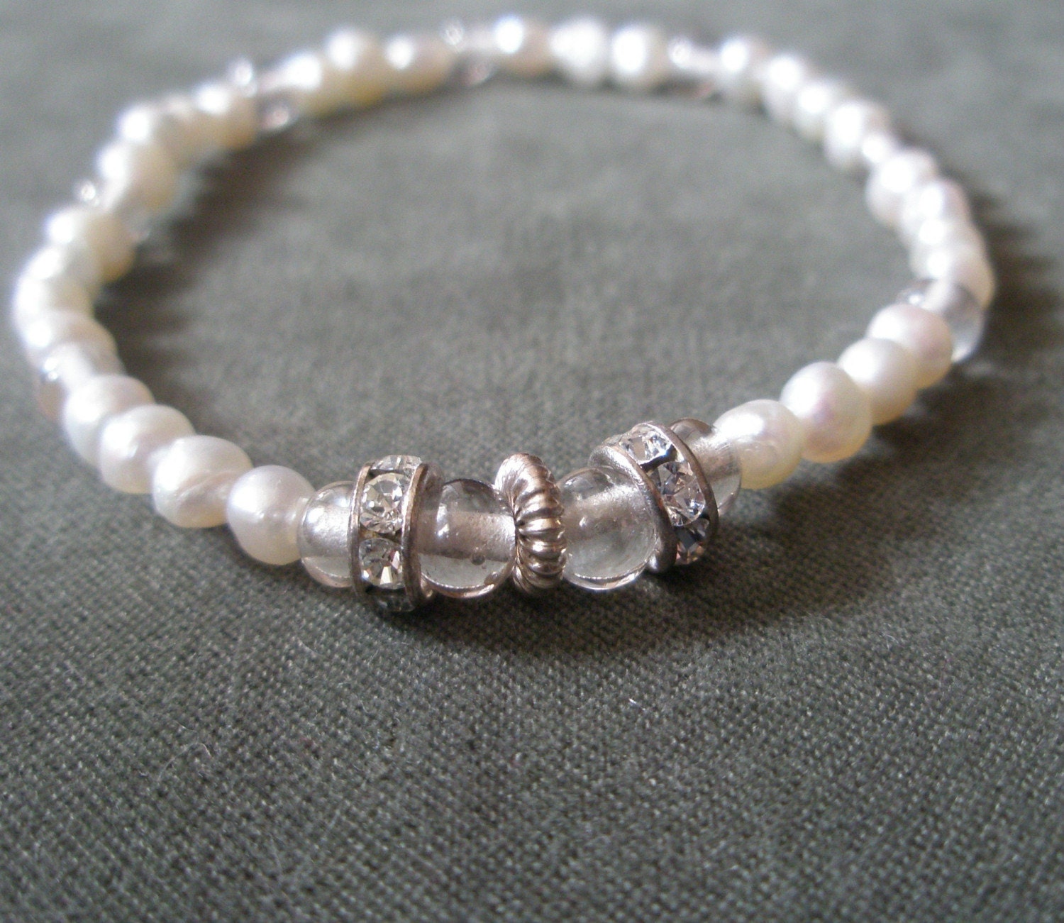 White Pearl Stretchy Bracelet