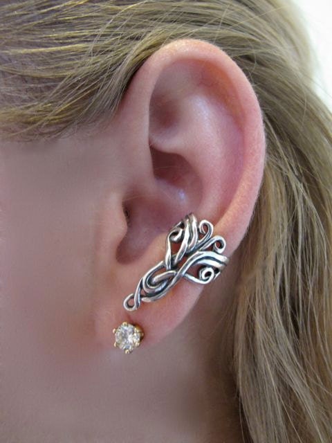 Silver Arabesque Ear Cuff