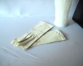 Vintage Gloves White Kid Gloves White Gloves Leather Ladies Glooves Mad Men Wedding Bridesmaid Prom Fashion Debutante