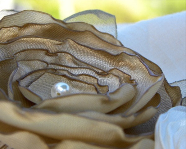 Custom Bridal Birdcage Veil with Detachable Floral Comb