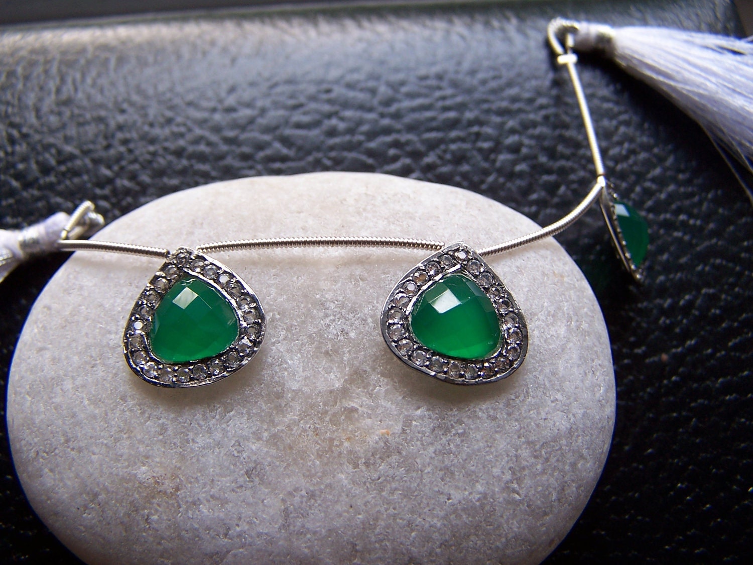 Green Onyx and White Topaz - 1 Sterling Silver Pendant, 16x16mm