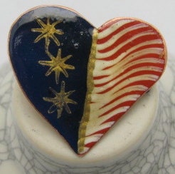 USA Patriotic Copper Heart Brooch. Patriotic Pin.