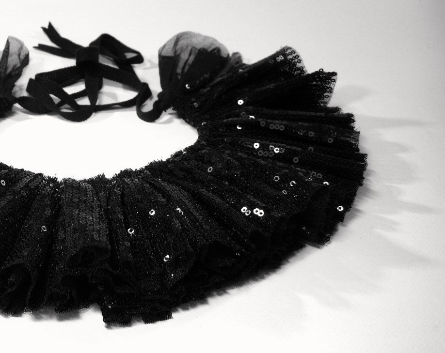 sequin necklace, statement bib jewelry, Hollywood glamour, black tie