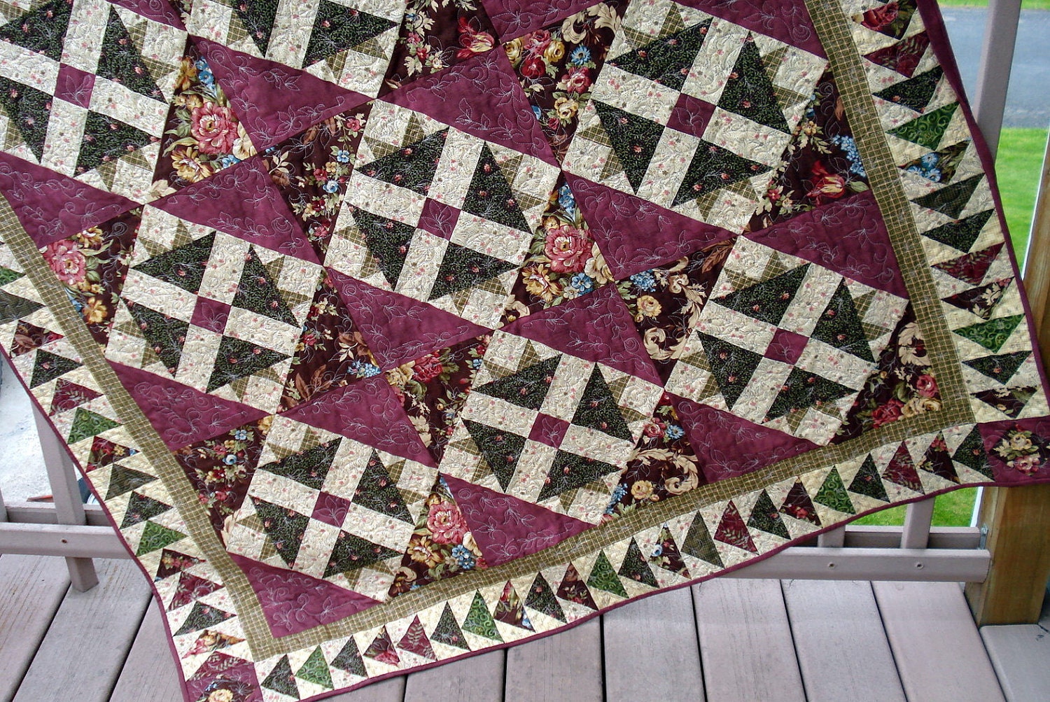 Lap Quilt in Traditional Rose Color with Flying Geese Border