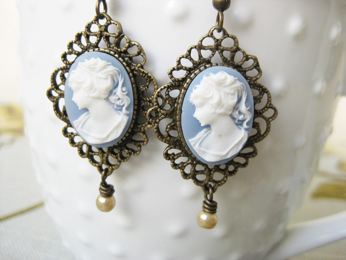 Cameo Earrings Pearl Dangle Nouveau Wedgewood