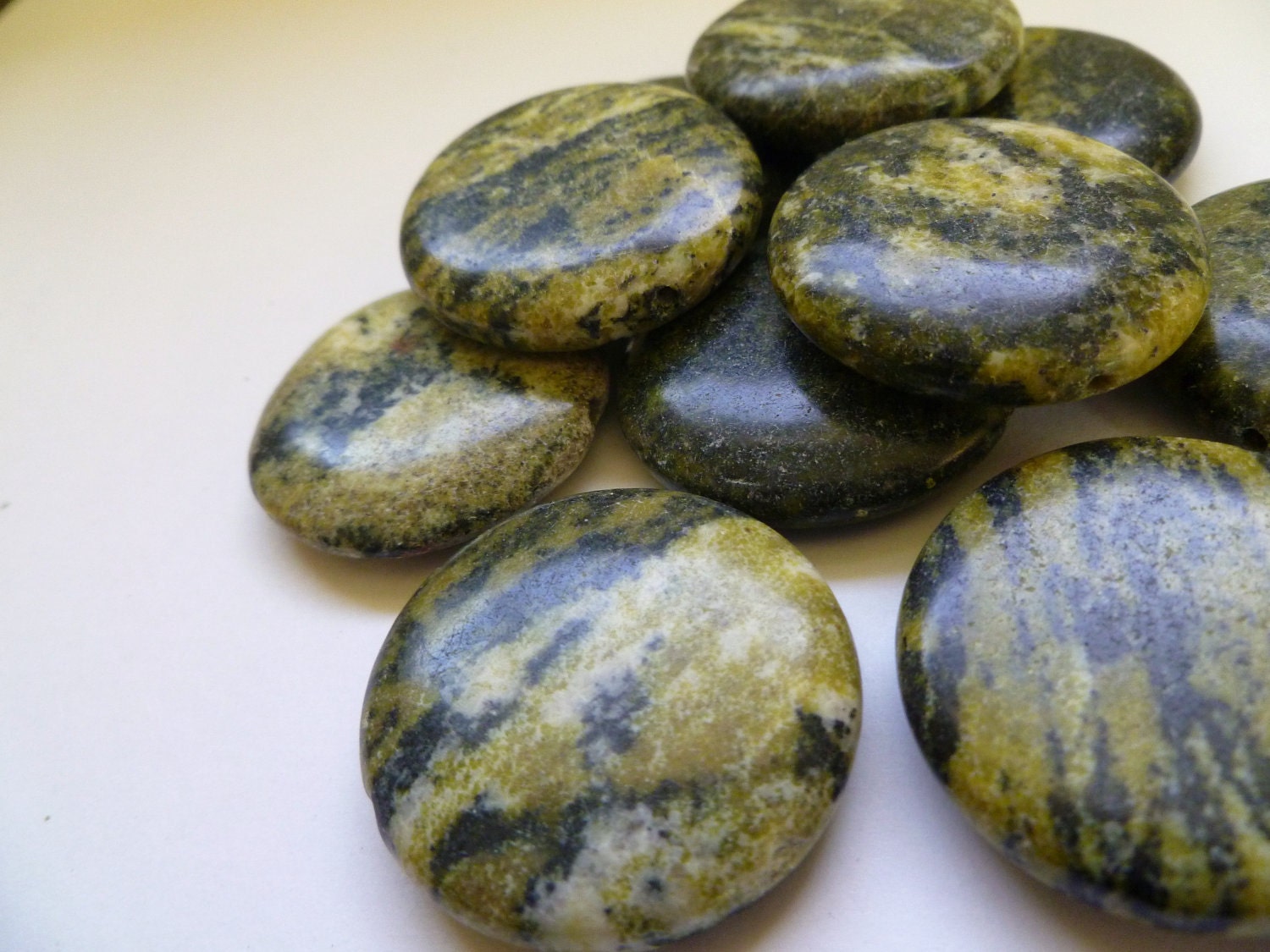 Bead, Yellow "Turquoise", 30mm rounds