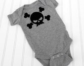 Great Baby Shower gift - READY TO SHIP Onesie - Skull sewn cotton applique
