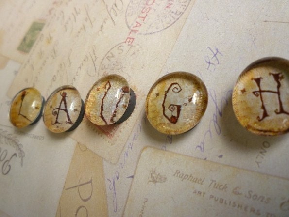 LAUGH - Glass Magnet Set