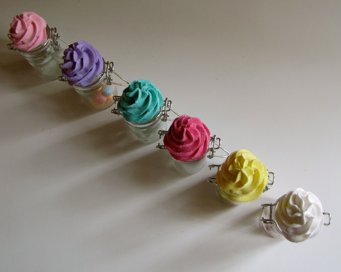 Fake Cupcake Candy Shoppe Classic Swirl Glass Jars Set 6 Orig. 12 Legs Concept Perfect Wed/Birthday Favors Often Imitated Never Duplicated