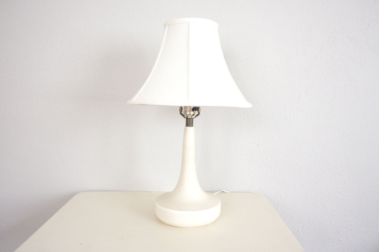 Mid Century Lamp // 1960s White Mod Eames Era Light