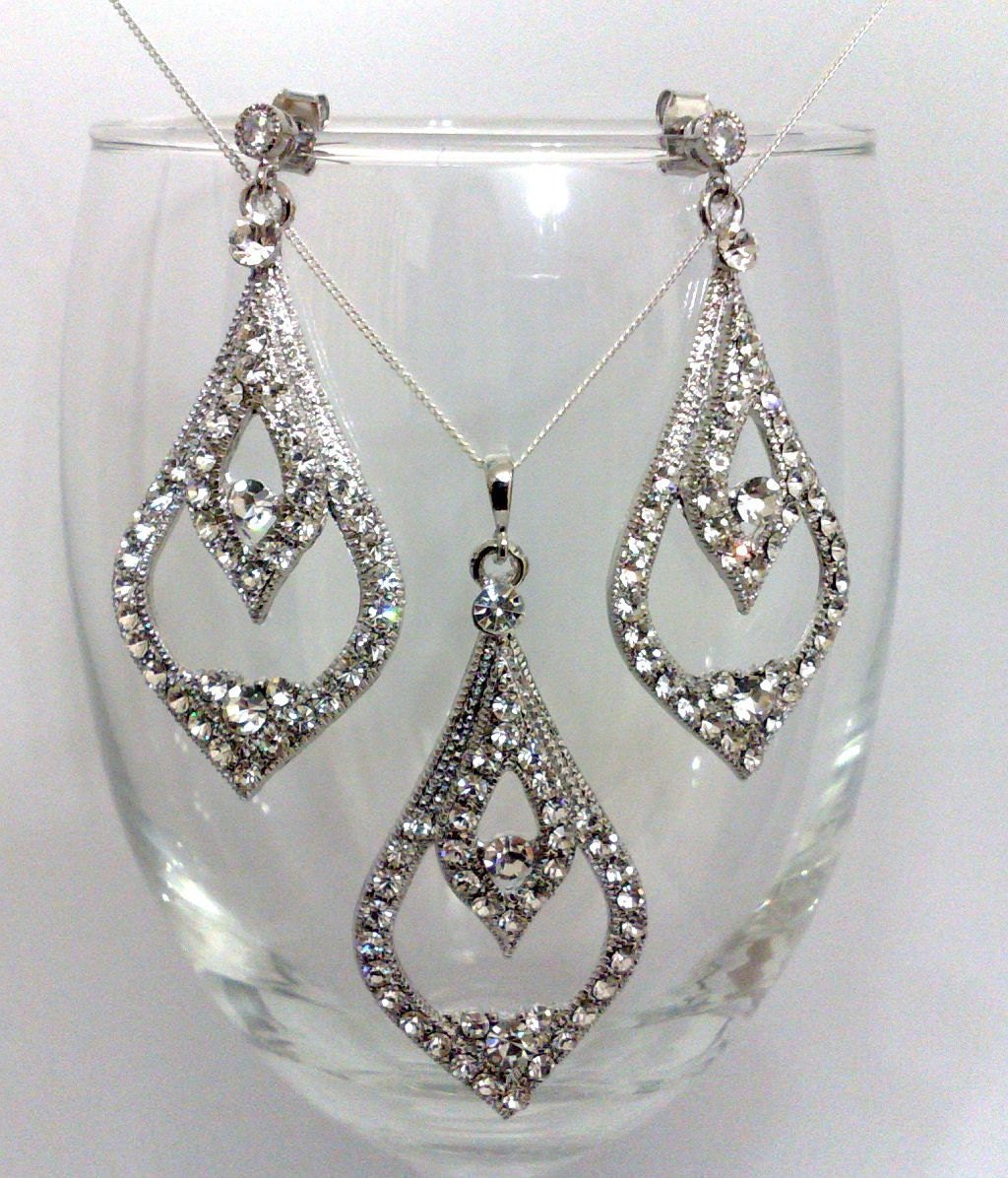 Vintage Style Wedding Jewelry, Swarovski Teardrop Bridal Earrings and Dangle Necklace, ANABELLA SET