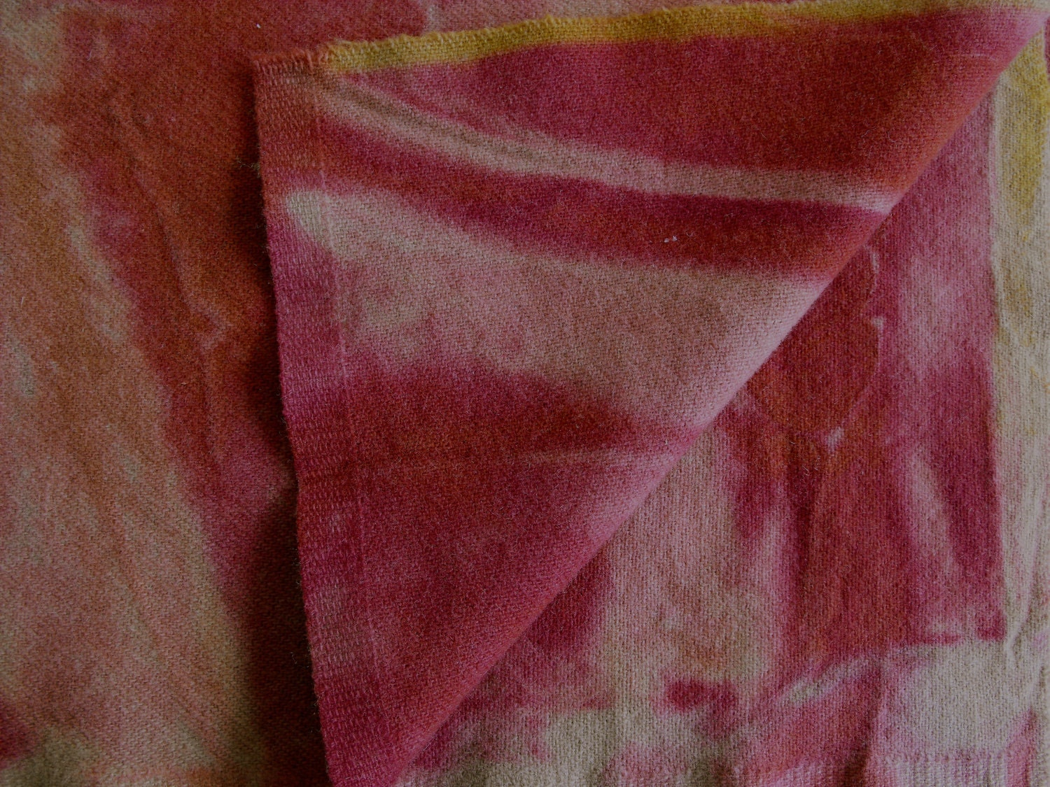 Wild Roses Marbleized Wool
