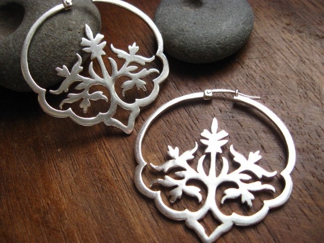dreaming in hindi earrings