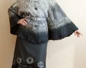 Hand felted wool capelet anthracite, grey warm soft autumn winter fall felt women accessory unique romantic feminine shoulderwarmer