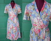 SALE 1940s floral print cotton wrap dress housecoat