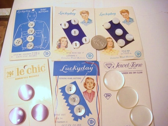 PIF Vintage Buttons Sewing lot