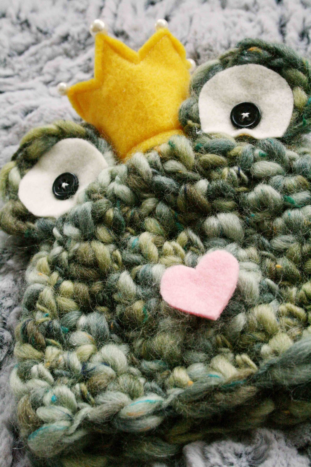 Frog Prince Hat - Baby Frog Hat Photo Prop - Frog Hat With Crown - Valentines Day Hat - Prince Pucker Up - NEWBORN