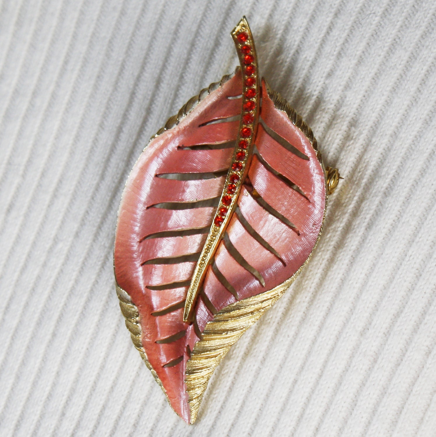 Vintage Enamel Brooch Pin Pink with red rhinestones Park Lane