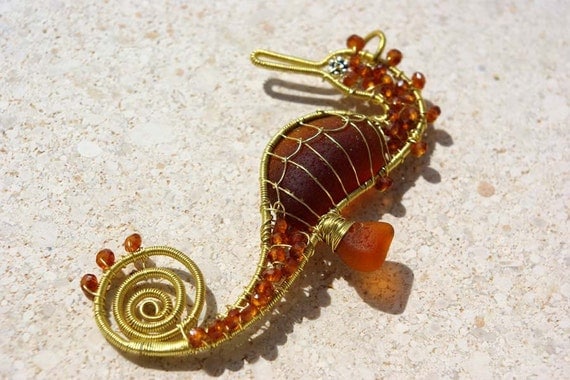 CARAMEL seahorse wire wrapped seaglass pendant.