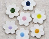 Ceramic flowers for mosaic or magnet making, cream daisies with colorful centers, glazed on one side, 7 pieces