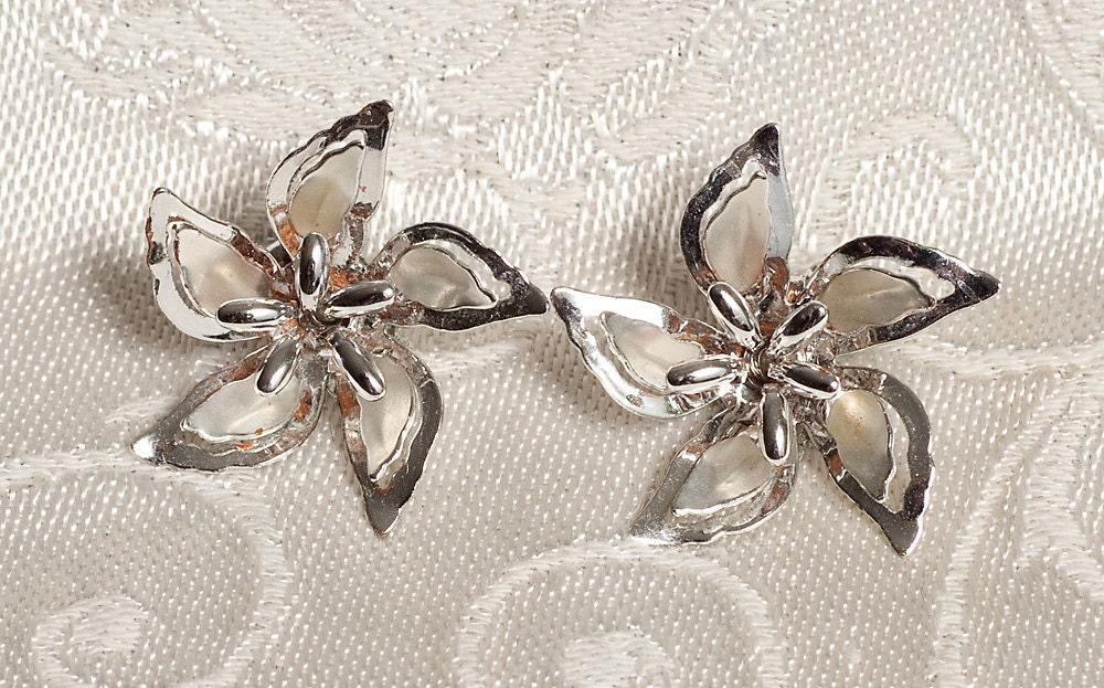 1950's Silver Flower Earrings, Wedding, Holiday