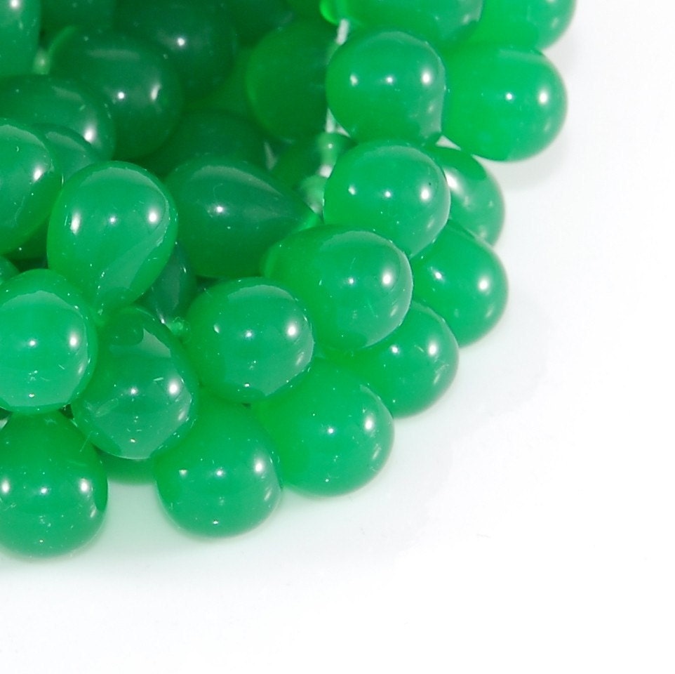 Czech Glass Bead Milky Green Extra Large Puffy Teardrop 10x14mm  - 12 pieces (ST467-12)
