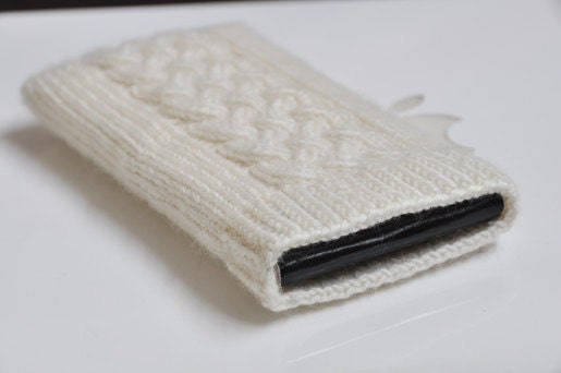 Hand Knit iPhone 5G iTouch Sock Cozy Case - Irish Aran