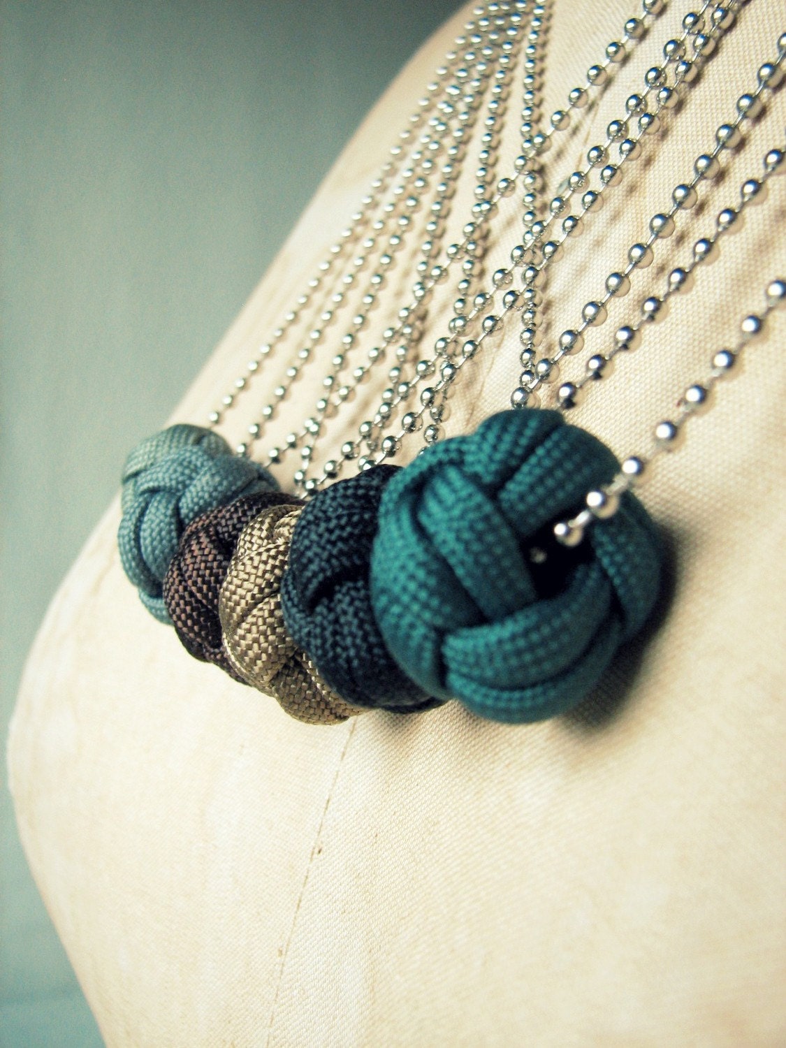 Turks Knot Necklace in Night