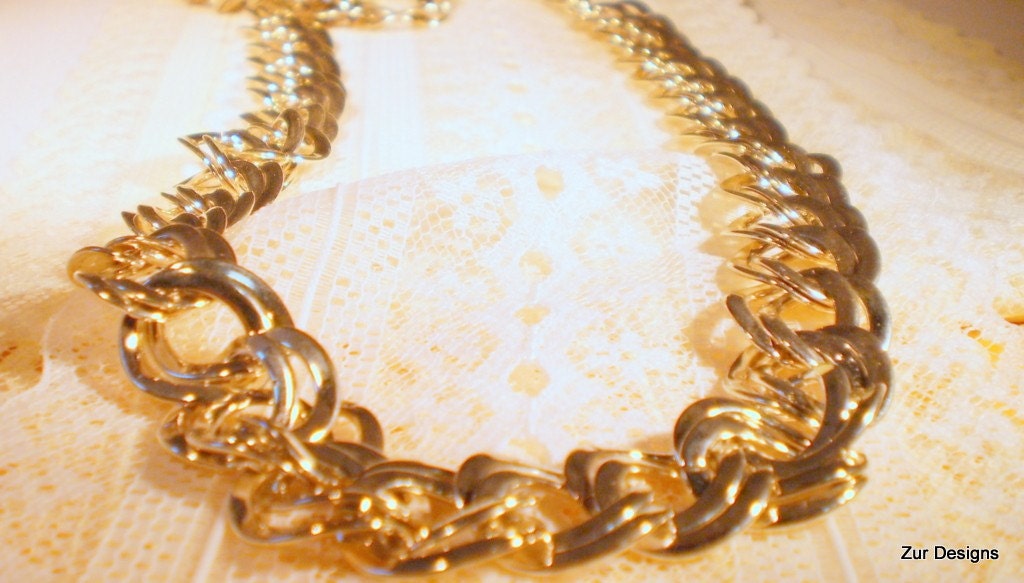 Rhodium Plated Vintage Silver Necklace