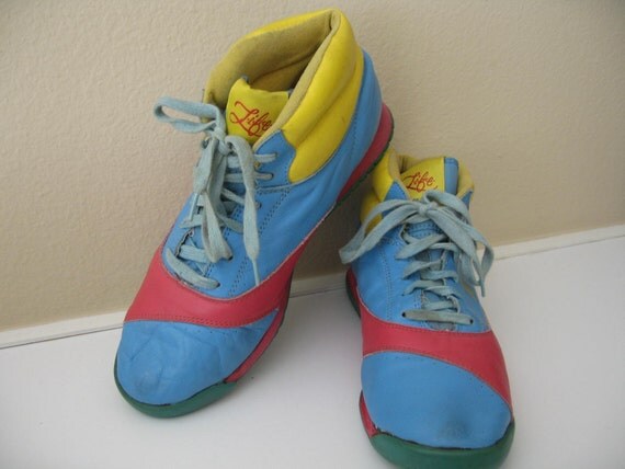 Source url: http://www.etsy.com/listing/31090771/rare-avia-high-top