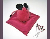 Mouse Pincushion - Decorative Cat Pins - Cute
