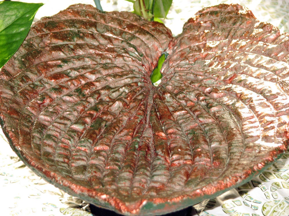 Medium Hosta Leaf Casting Birdbath or Dish