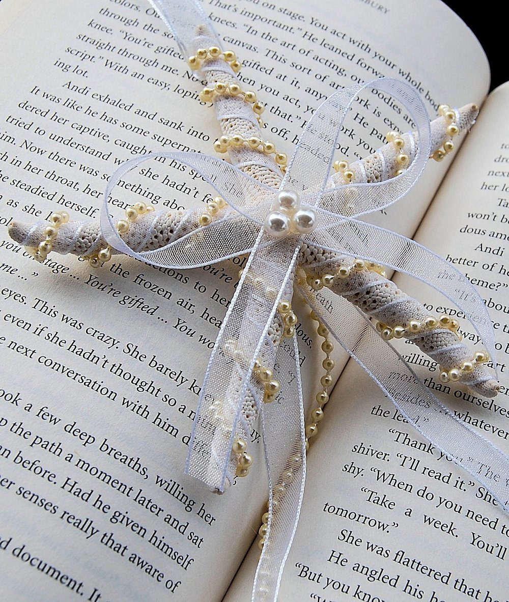 White Cream ribbon pearl starfish ornament
