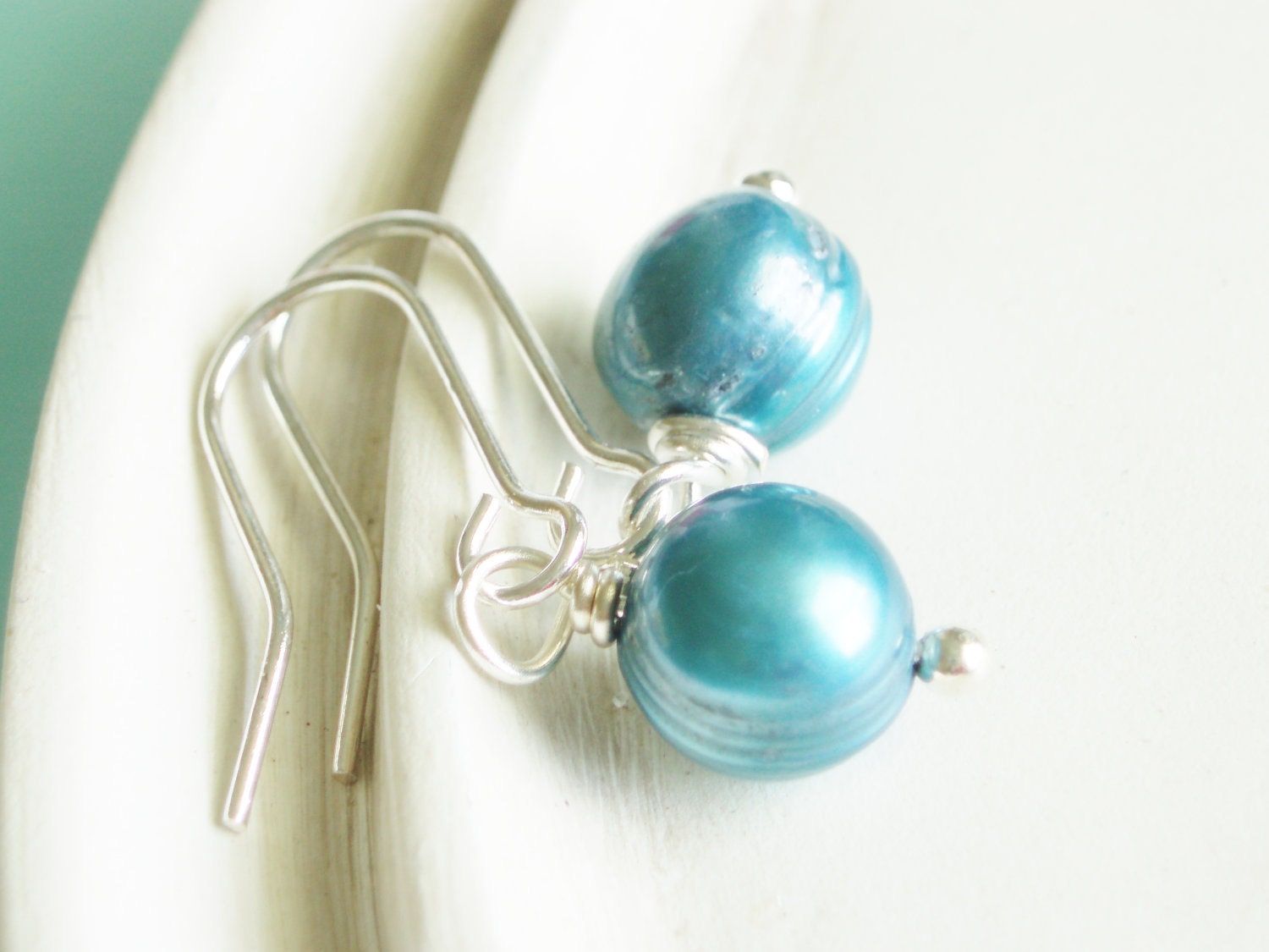 Blue Pearl Jewelry - Silver - Ocean Treasure - Pearl Earrings