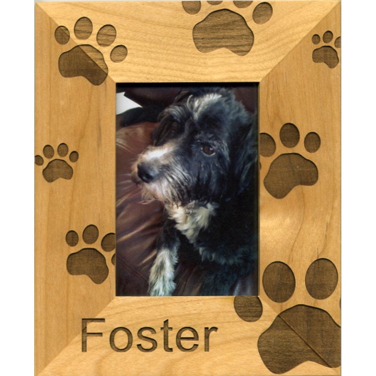 3.5 x 5 Personalized Frame with Paw Prints