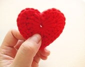 Crochet Heart Pin great for wedding favor, engagement favor, Mother's day or Valentine's day gift - Bright Red (medium)