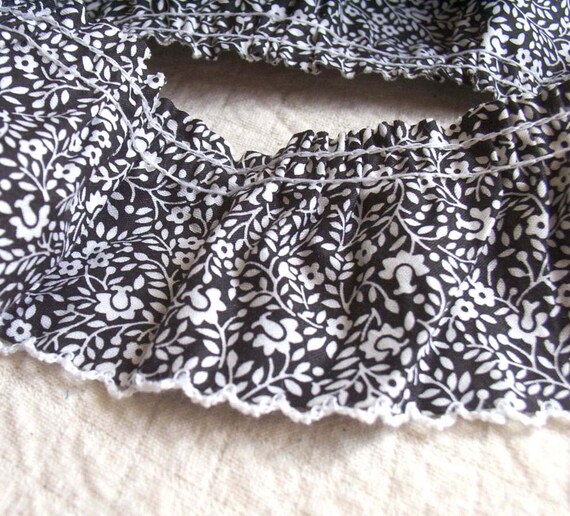 10 Yards of Cotton Calico Fabric Ruffled Trim by RecycledWares