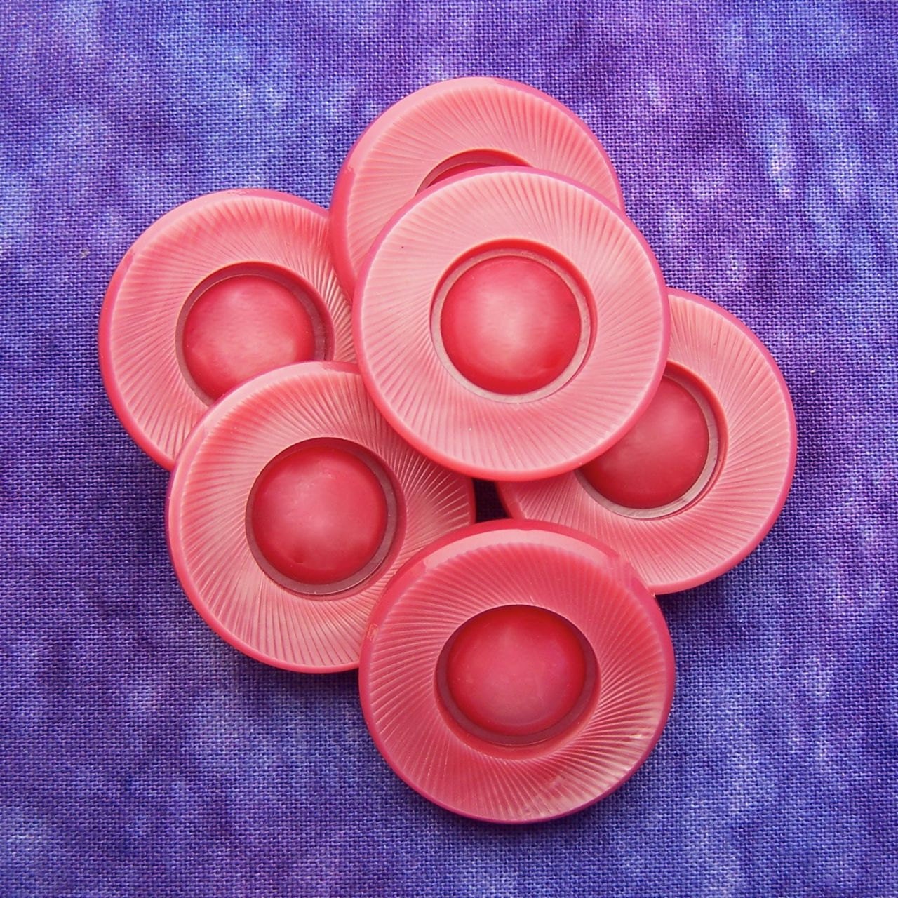 BiG vintage buttons Pink Swirl Backs bulls eye 1 1/16" x6