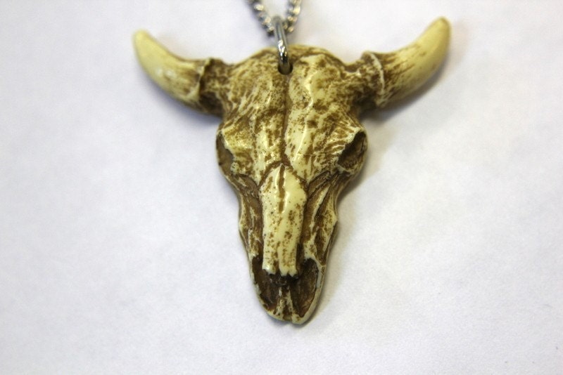 Steer Skull Necklace - Antique Bone Finish