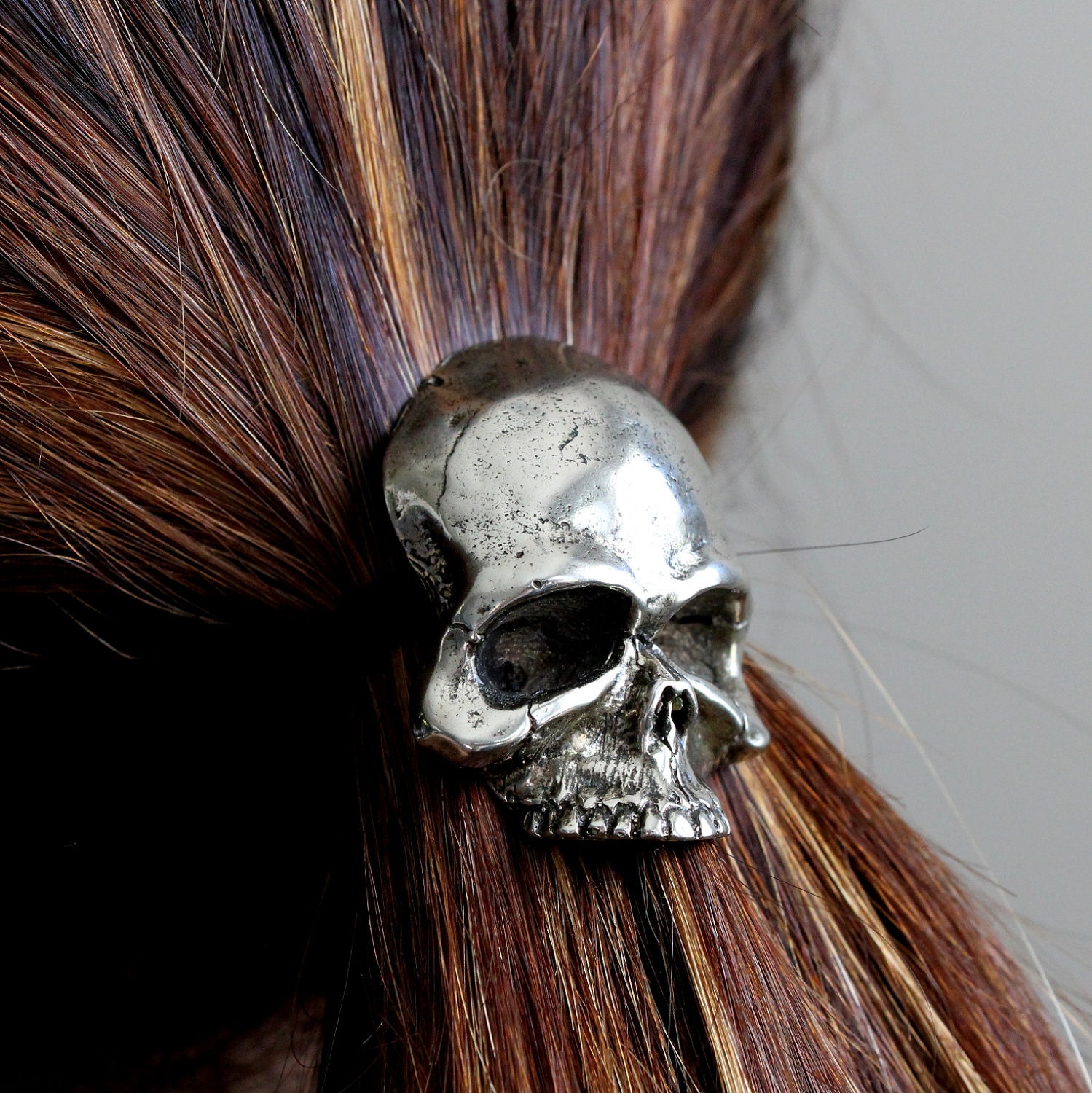 Sterling Silver Plated Skull Pony Tail Holder / Necklace in White Bronze  Hair Tie