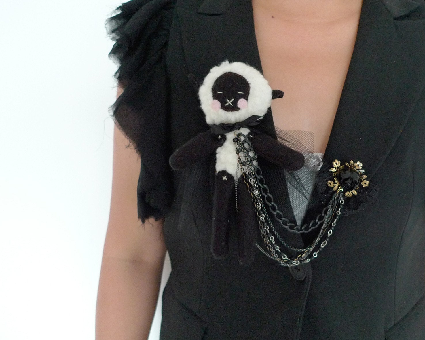 Mary has a little lamb- Brooch